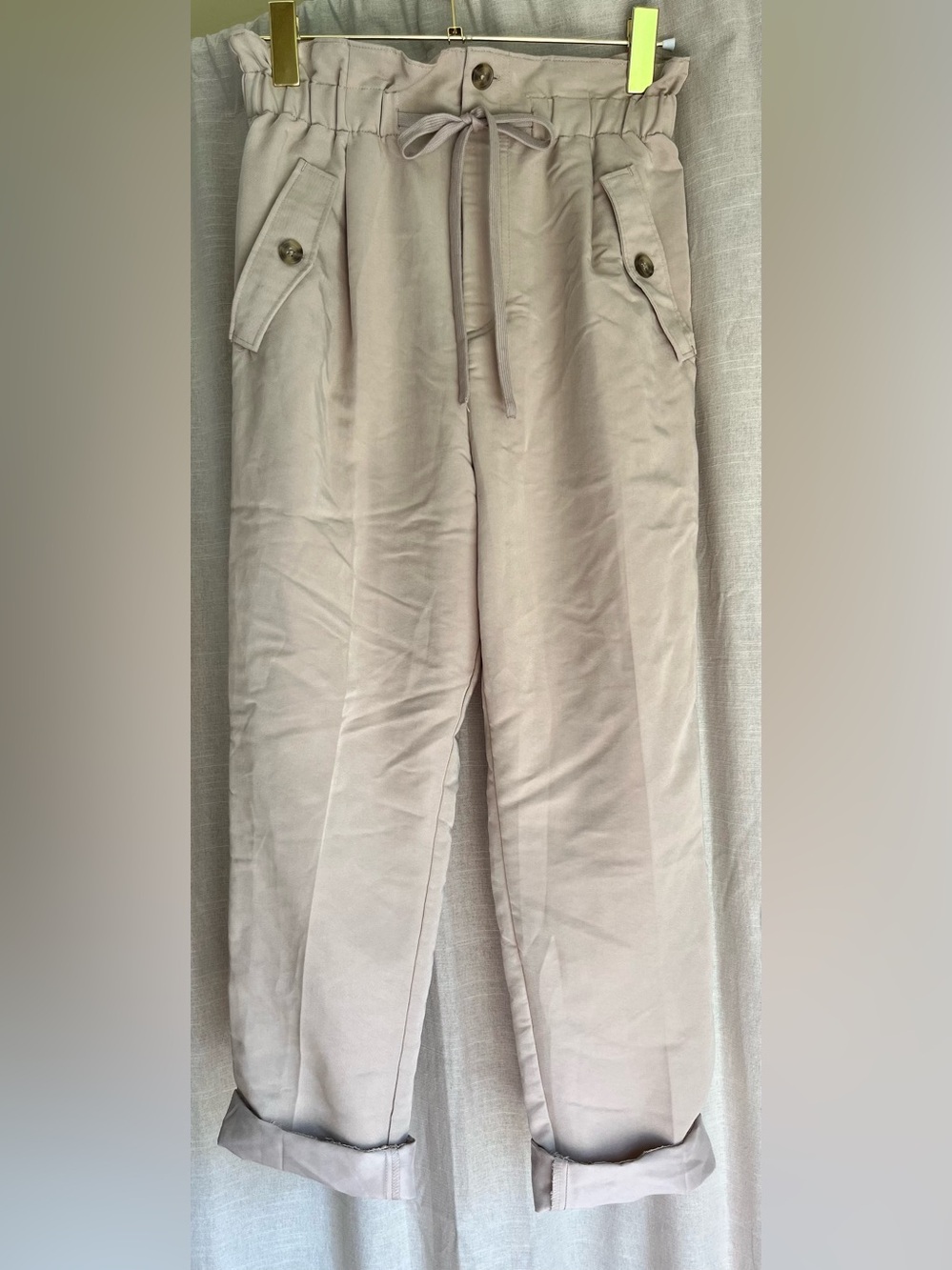 H&M Paper Bag Waist Trousers | Cream Beige | Size 6